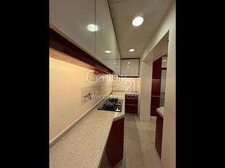 Wan Chai - Phoenix Court Block 5 04