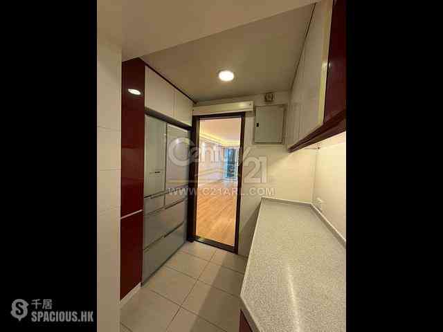 Wan Chai - Phoenix Court Block 5 05