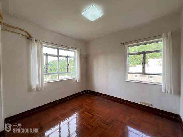 Happy Valley - 141-143, Blue Pool Road 05