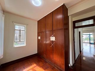 Happy Valley - 141-143, Blue Pool Road 10