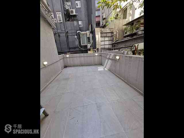 Soho - 32A-32C, Staunton Street 01