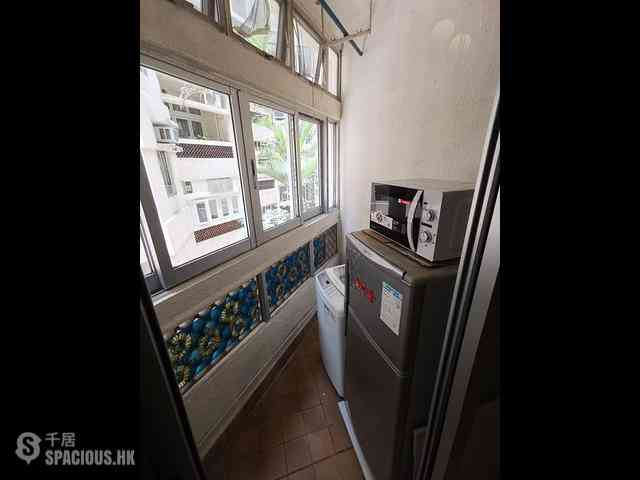 Kennedy Town - Hee Wong Terrace Block 4 05