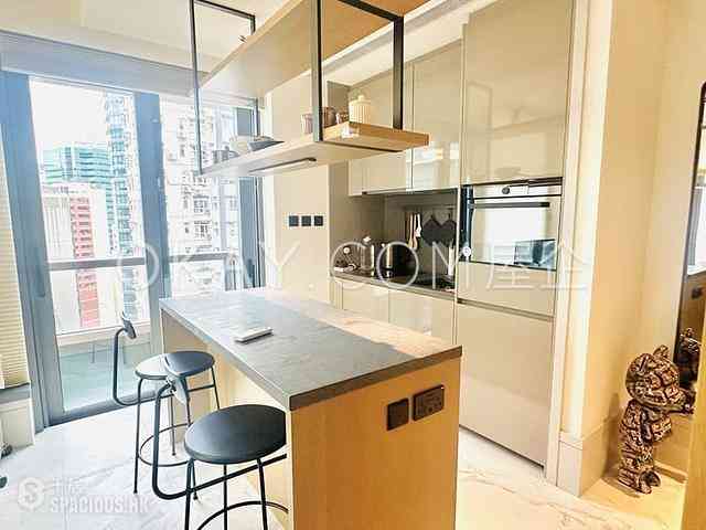 Wan Chai - Eight Star Street 01