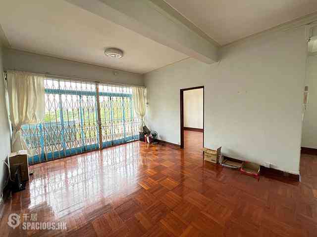 Happy Valley - 141-143, Blue Pool Road 04