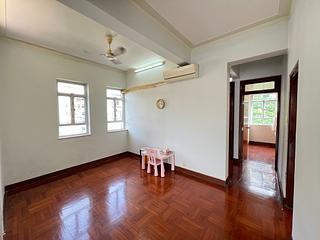 Happy Valley - 141-143, Blue Pool Road 07