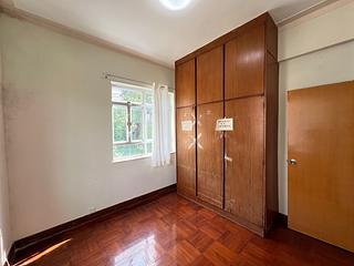 Happy Valley - 141-143, Blue Pool Road 15