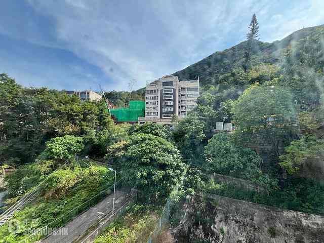 Happy Valley - 141-143, Blue Pool Road 26