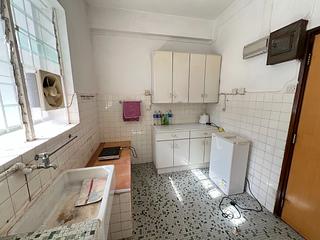 Happy Valley - 141-143, Blue Pool Road 18
