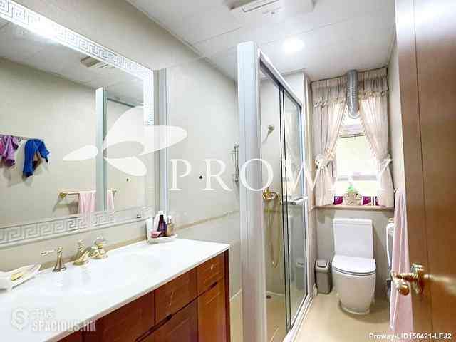 Pok Fu Lam - Baguio Villa Block 44 08