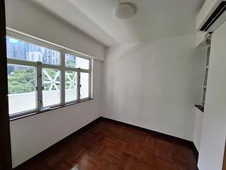 Mid Levels West - Hing Wah Mansion Block B 04