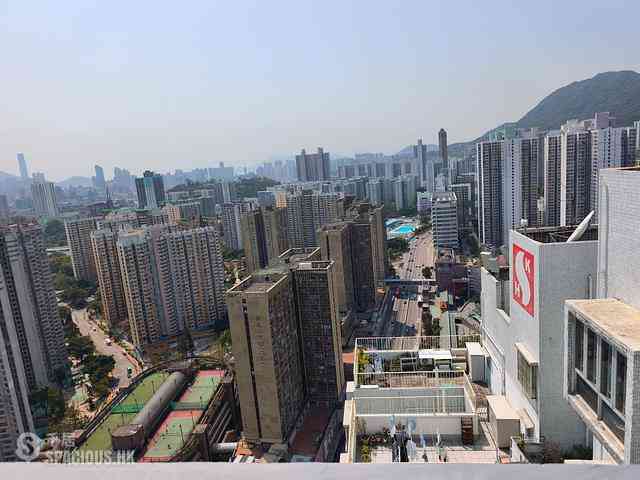 Wong Tai Sin - Hsin Kuang Centre Block 2 18