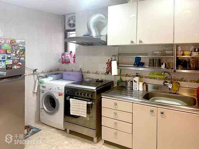 Tai Hang - 3-3E, Wang Fung Terrace 08
