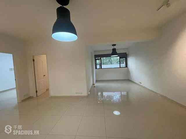 Mid Levels West - Hing Wah Mansion Block A 01