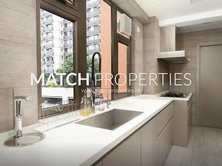 Mid Levels Central - Chenyu Court 09