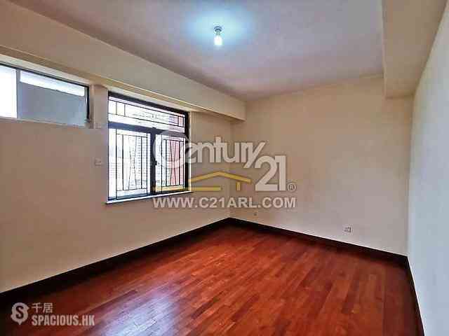 Yau Ma Tei - Wylie Court Block C 06