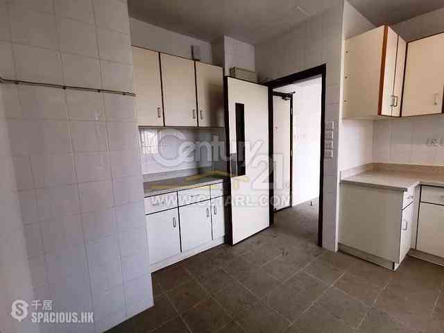 Yau Ma Tei - Wylie Court Block C 03