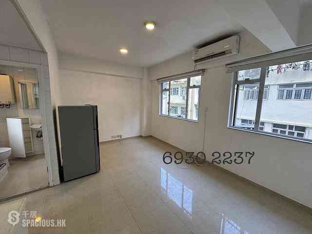 Poho - 41-43, Sai Street 01