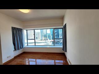 West Kowloon - The Waterfront Phase 2 Block 5 06
