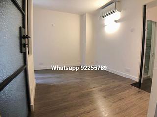 Sai Ying Pun - 345A, Queen's Road West 04