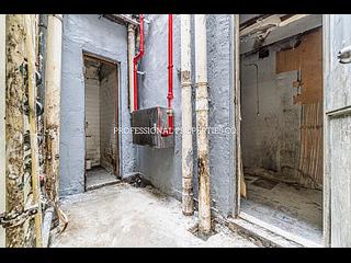 Central - 50, Gage Street 05