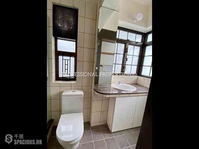 Sai Ying Pun - Tak Yan Building 11