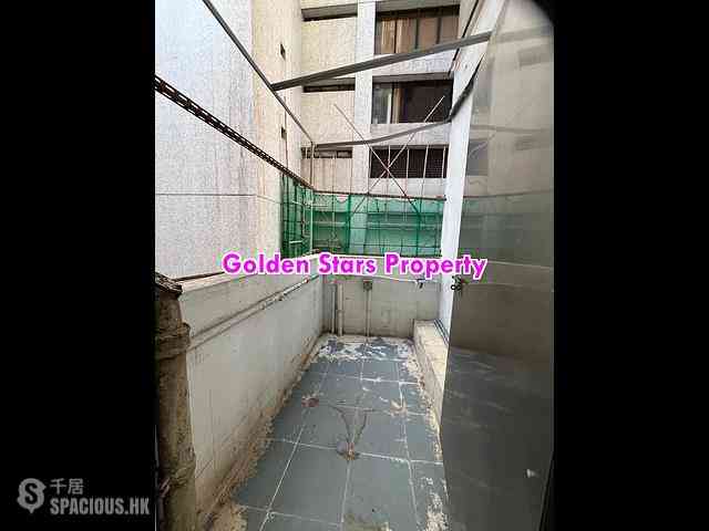 Sai Ying Pun - Koosing Building 10