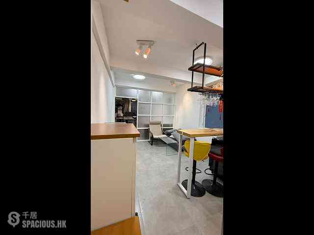 Sai Ying Pun - 25, High Street 01