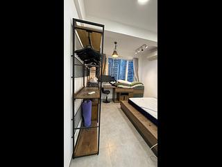 Sai Ying Pun - 25, High Street 03