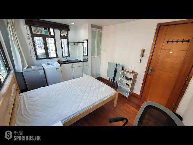 Sai Ying Pun - Wing Lee Building 04