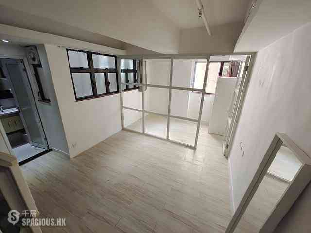 Central - 73, Connaught Road West 01