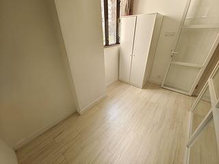 Central - 73, Connaught Road West 09