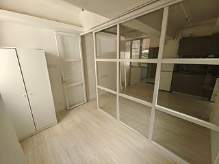 Central - 73, Connaught Road West 10