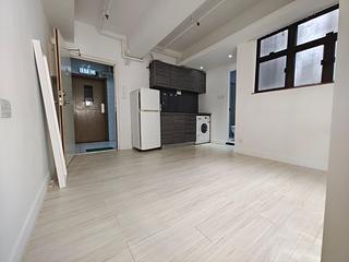 Central - 73, Connaught Road West 11