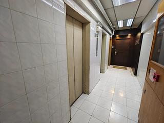 Central - 73, Connaught Road West 14