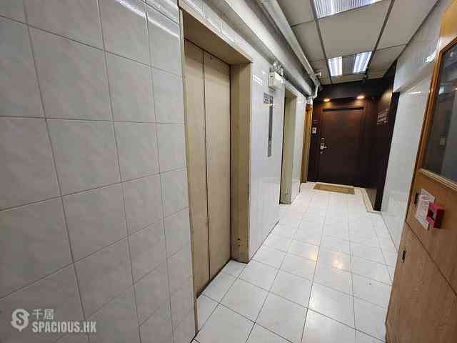 Central - 73, Connaught Road West 14