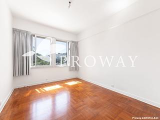 Repulse Bay - South Bay Villas Block A 09