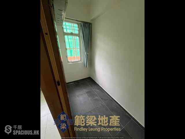 Mui Wo - Mui Wo Building 03