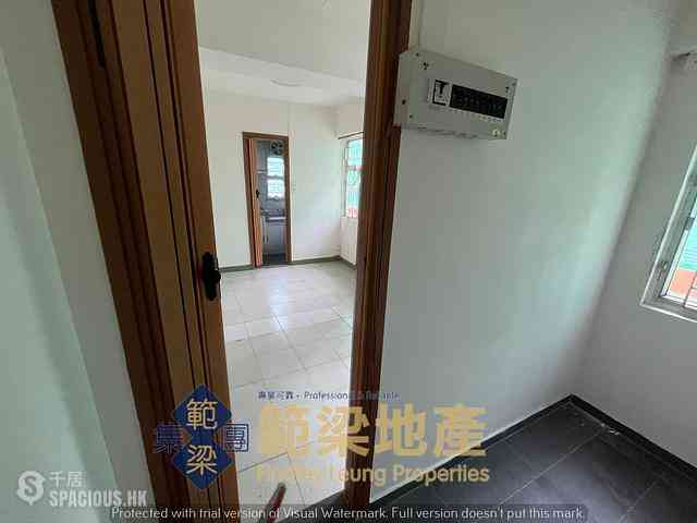 Mui Wo - Mui Wo Building 04