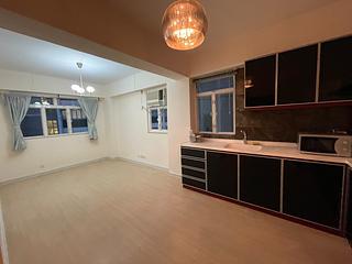 Sai Ying Pun - Mai Hing House 09