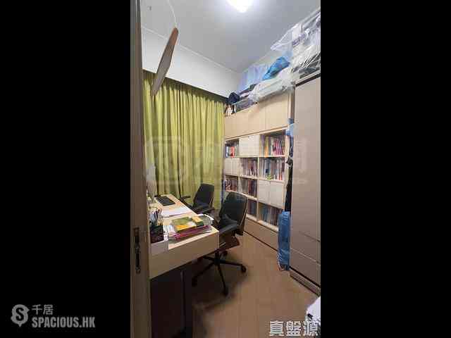 Tseung Kwan O - The Wings Ocean Wings Block 8 05