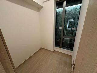 Sai Ying Pun - Upper Manor 03