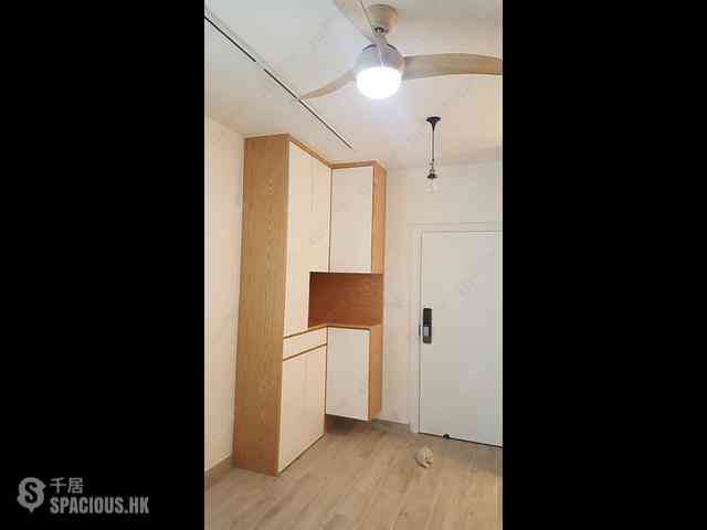 Tsuen Wan - Tsuen King Garden Phase 1 Block 2 02