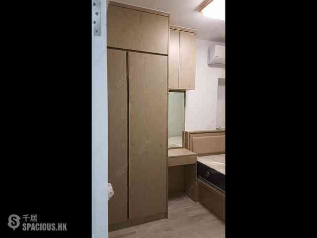 Tsuen Wan - Tsuen King Garden Phase 1 Block 2 03