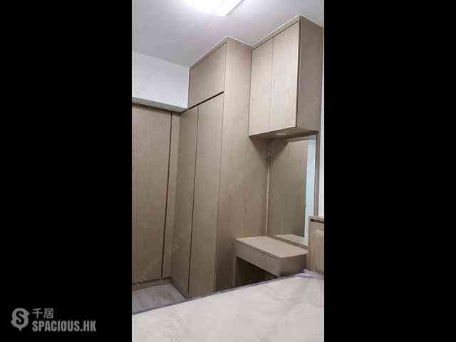 Tsuen Wan - Tsuen King Garden Phase 1 Block 2 04