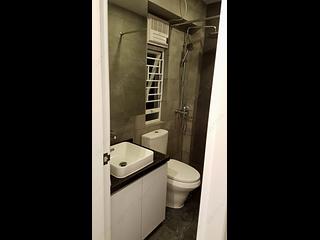 Tsuen Wan - Tsuen King Garden Phase 1 Block 2 08