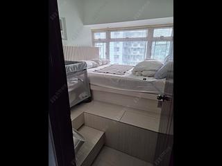 Tsuen Wan - Tsuen King Garden Phase 1 Block 5 07