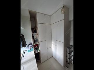 Tsuen Wan - Tsuen King Garden Phase 1 Block 5 08