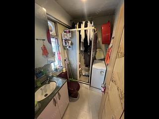 Tsuen Wan - Tsuen King Garden Phase 1 Block 3 04