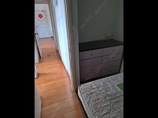 Tsuen Wan - Tsuen King Garden Phase 1 Block 3 08