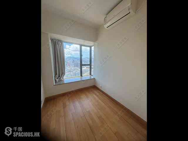 Tai Kok Tsui - Park Avenue Phase 1 Block 10 04
